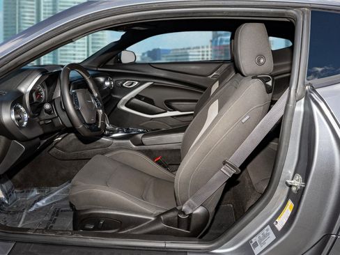 Used 2021 Chevrolet Camaro LT image 13