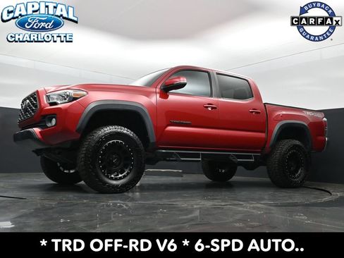 Used 2021 Toyota Tacoma TRD Off-Road AWD/4WD image 23