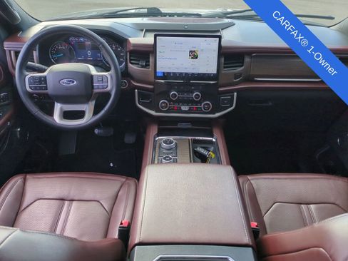 Used 2023 Ford Expedition Limited image 19