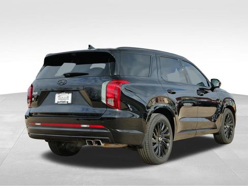 Used 2025 Hyundai Palisade Calligraphy image 8