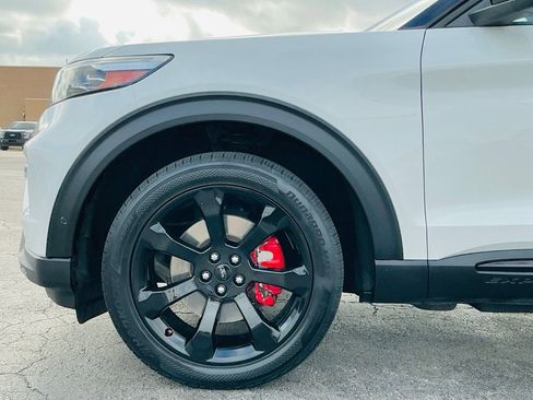 Used 2021 Ford Explorer ST w/ Equipment Group 401A AWD/4WD image 12