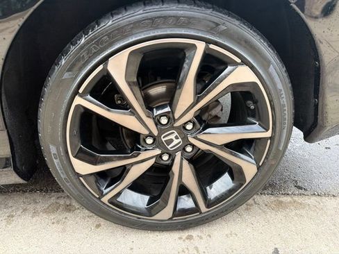Used 2020 Honda Civic Sport image 35