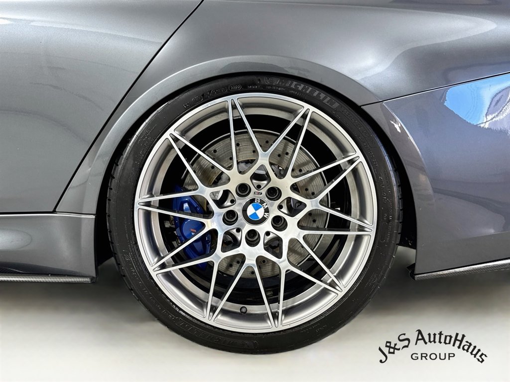 Used 2017 BMW M3 RWD image 40