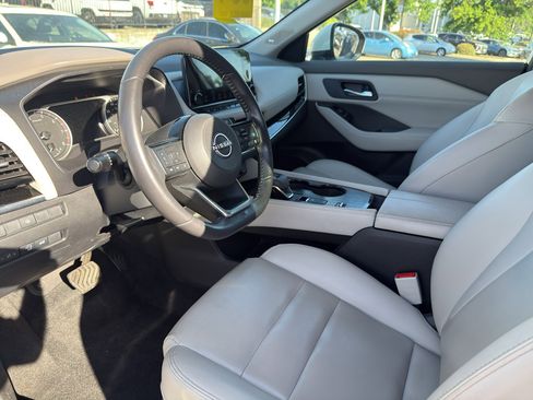 Used 2023 Nissan Rogue SL w/ SL Premium Package FWD image 9