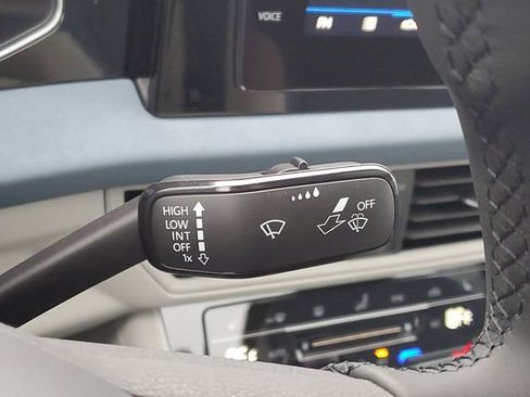 New 2026 Volkswagen Jetta SE image 19