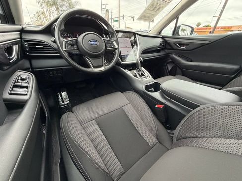Used 2025 Subaru Outback Premium AWD/4WD image 35