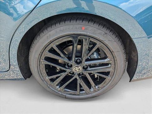 New 2025 Toyota Camry SE image 9