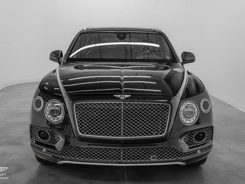 Used 2017 Bentley Bentayga AWD/4WD image 10
