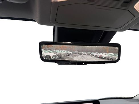 Used 2025 Toyota RAV4 Limited image 22