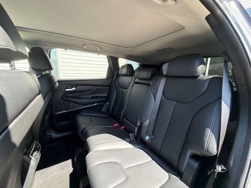 Used 2023 Hyundai Santa Fe SEL w/ Premium Package AWD/4WD image 40