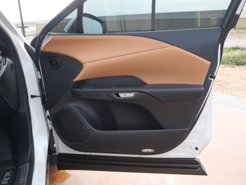 Certified 2025 Lexus RX 350 Premium Plus image 13