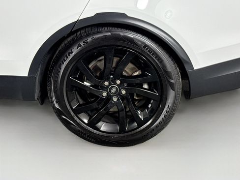 Used 2020 Land Rover Discovery HSE AWD/4WD image 9