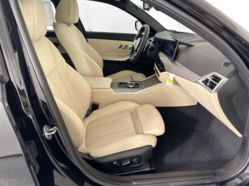 Used 2025 BMW 330i xDrive Sedan w/ M Sport Package image 26