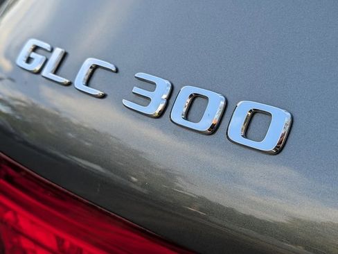 Used 2018 Mercedes-Benz GLC 300 image 18