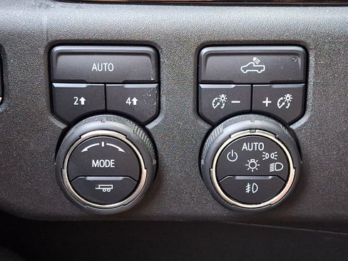Used 2024 Chevrolet Silverado 1500 RST w/ Protection Package AWD/4WD image 24