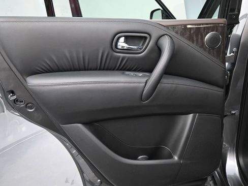 Used 2023 Nissan Armada Platinum w/ Captain's Chairs Package image 17