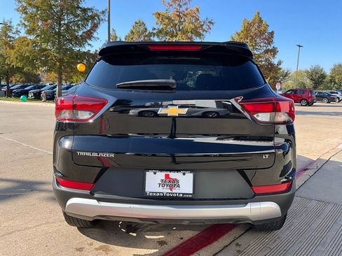 Used 2025 Chevrolet TrailBlazer LT image 7