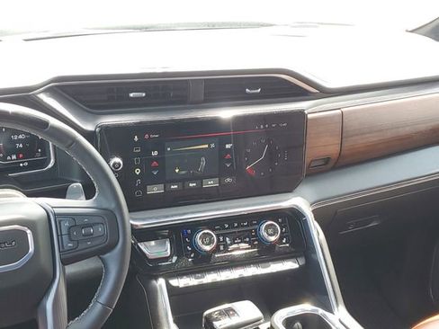 Used 2025 GMC Sierra 1500 Denali Ultimate AWD/4WD image 28