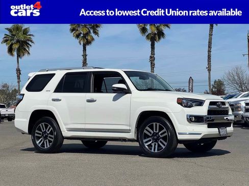 Used 2018 Toyota 4Runner Limited image 1