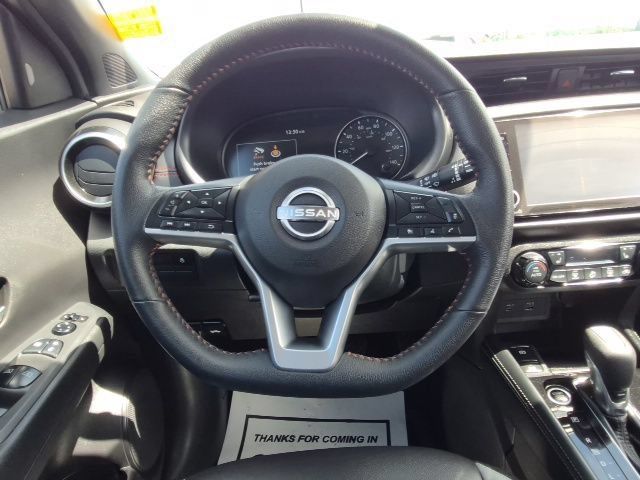 Used 2023 Nissan Kicks SR w/ SR Premium Package FWD image 21