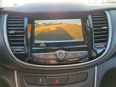 Used 2018 Chevrolet Trax LS image 26