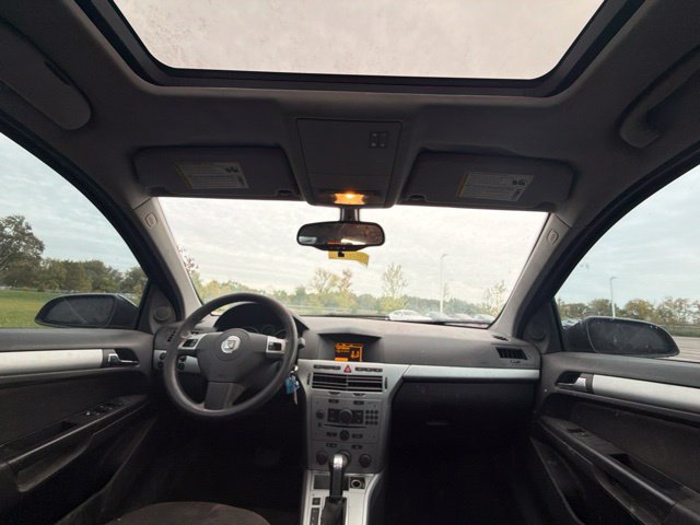 Used 2008 Saturn Astra XR w/ Advanced Audio Package FWD image 14