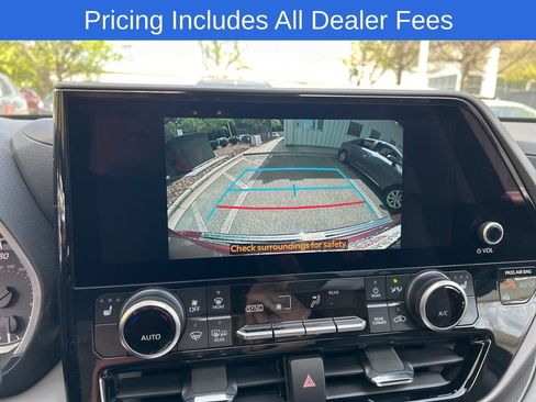 New 2026 Toyota Highlander XLE AWD/4WD image 6
