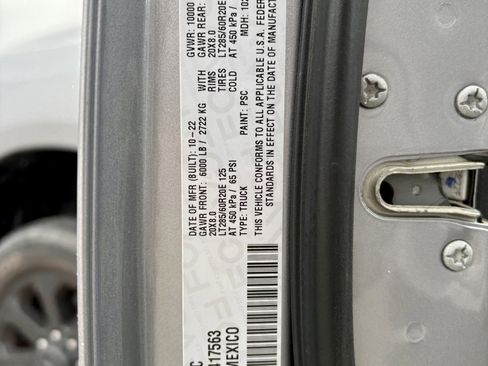 Used 2022 RAM 2500 Big Horn w/ Night Edition image 11