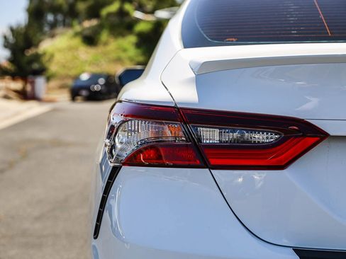 Certified 2024 Toyota Camry SE FWD image 7