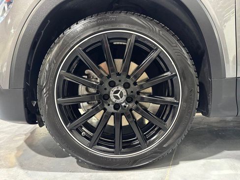 Used 2021 Mercedes-Benz GLB 250 4MATIC image 10