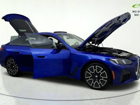Used 2025 BMW 430i xDrive w/ M Sport Package AWD/4WD image 9