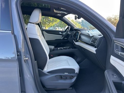 New 2026 Volkswagen Atlas Cross Sport SEL Premium R-Line AWD/4WD image 41