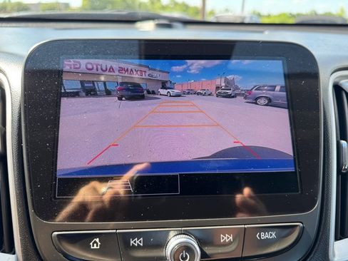Used 2023 Chevrolet Malibu LS image 29
