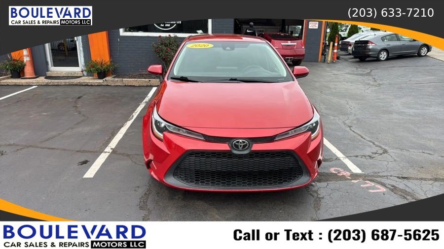 Used 2020 Toyota Corolla LE FWD image 2