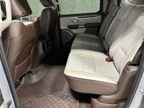 Used 2025 RAM 1500 Laramie AWD/4WD image 44