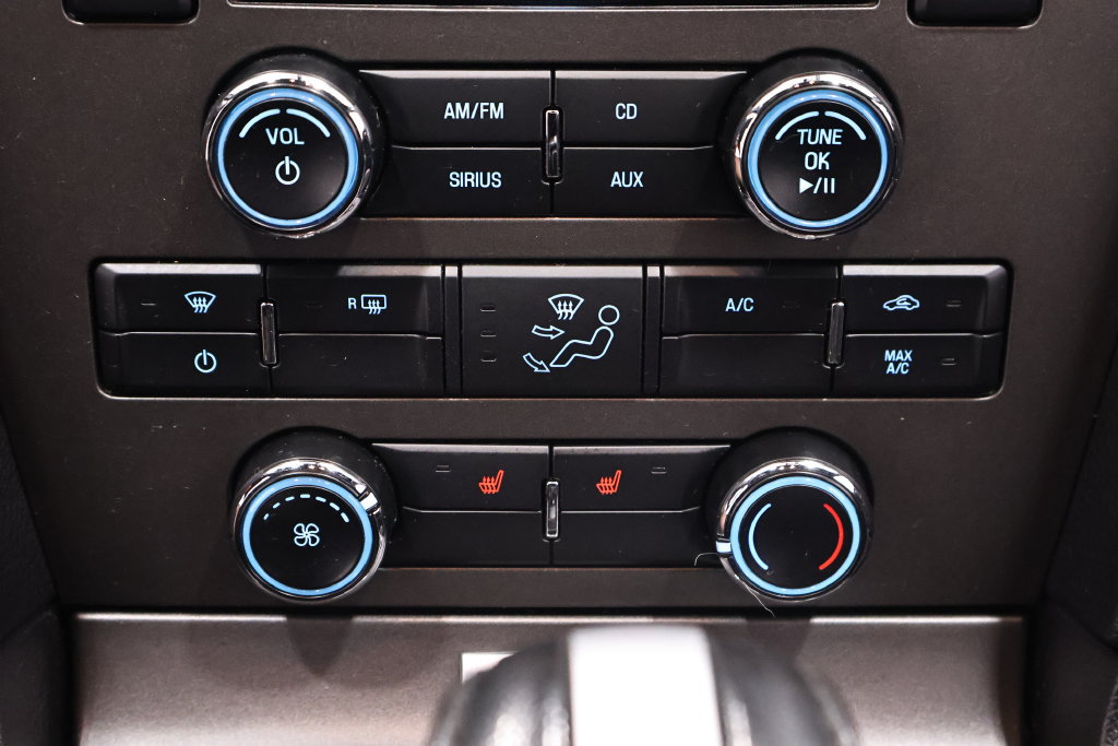 Used 2014 Ford Mustang GT Premium RWD image 28