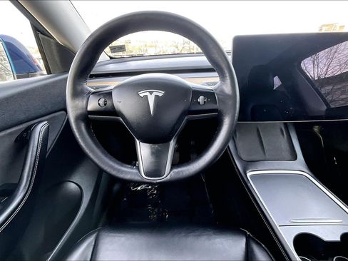 Used 2021 Tesla Model Y Long Range image 5