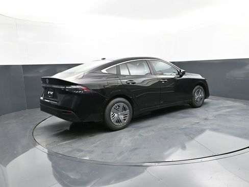 New 2026 Nissan Sentra S w/ Floor Mat Package FWD image 5