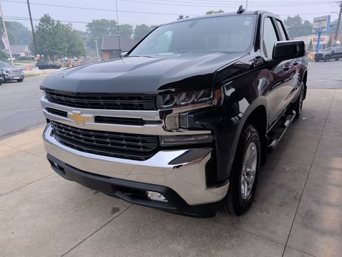 Used 2019 Chevrolet Silverado 1500 LT w/ All-Star Edition AWD/4WD image 4