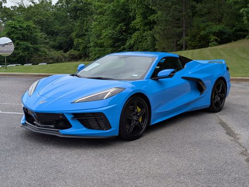 Used 2022 Chevrolet Corvette Stingray Preferred Conv w/ Z51 Performance Package RWD image 5