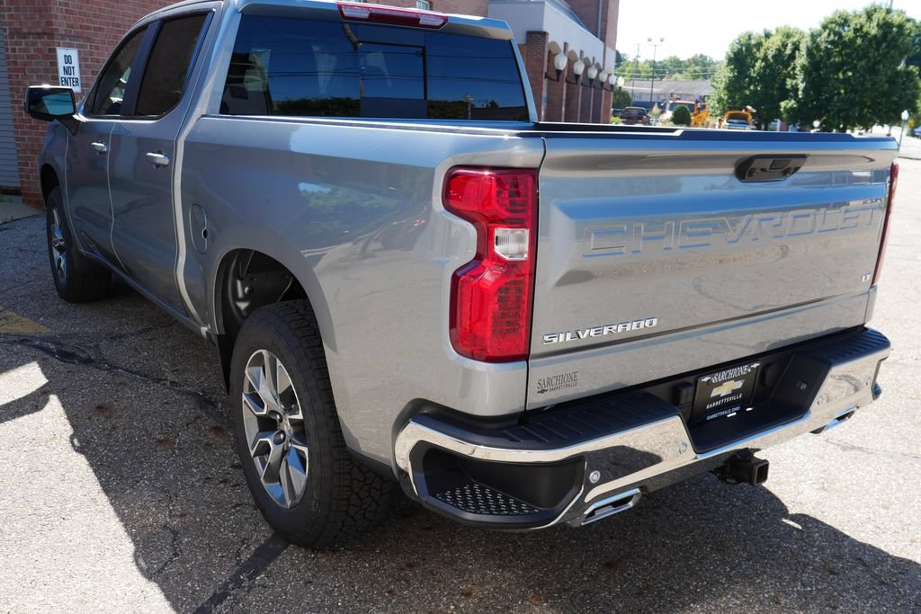 New 2026 Chevrolet Silverado 1500 LT w/ Z71 Off-Road Package AWD/4WD image 6