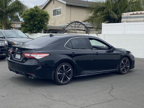 Used 2020 Toyota Camry XSE w/ Driver Assist Package FWD image 3