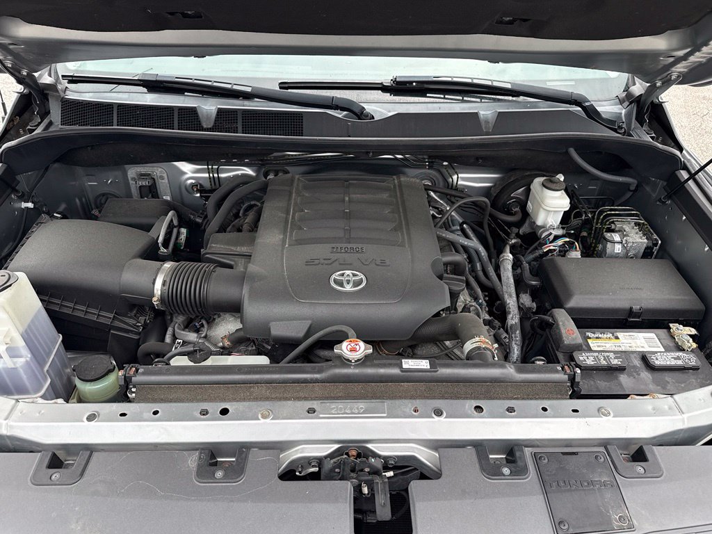 Used 2018 Toyota Tundra SR5 w/ TRD Off Road Package AWD/4WD image 27