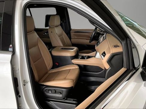 Used 2021 Chevrolet Tahoe Premier RWD image 27