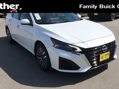 Used 2024 Nissan Altima 2.5 SV w/ SV Premium Package