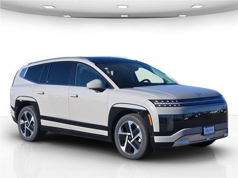 New 2026 Hyundai Ioniq 9 Limited image 12