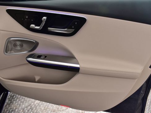 Certified 2025 Mercedes-Benz C 300 4MATIC Sedan image 37