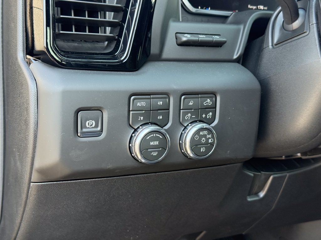 New 2026 GMC Sierra 2500 AT4 w/ AT4 Premium Plus Package AWD/4WD image 18