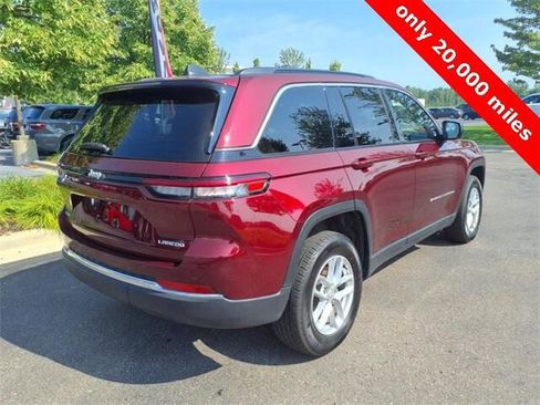 Certified 2024 Jeep Grand Cherokee Laredo X image 4