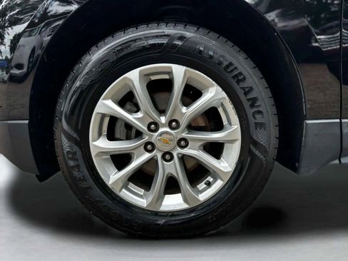 Used 2019 Chevrolet Equinox LT w/ Driver Convenience Package image 34